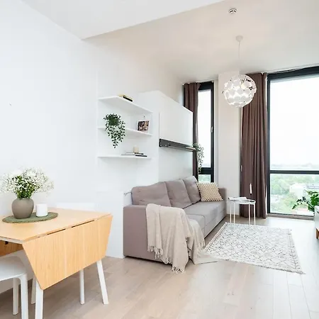 公寓 Modern With A View Over 塔林